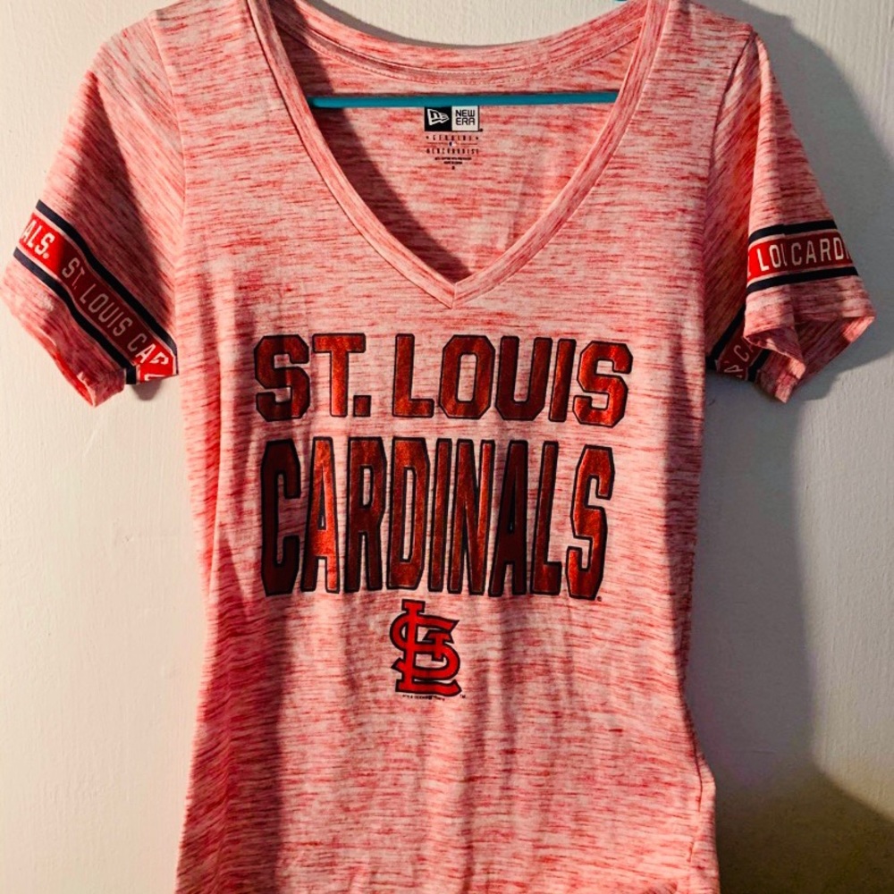 At Louis Cardinals T-shirt size medium